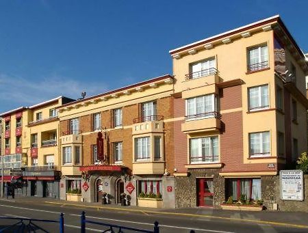Hotel De La Matelote 볼로뉴쉬르메르 외부 사진